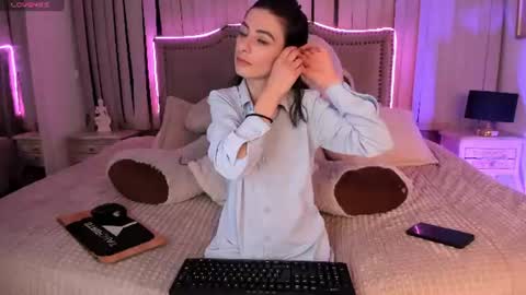 mariana__thompson online show from 06-20-26, 02:36