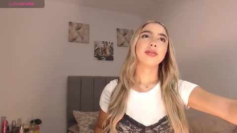 Mariana online show from 03-28-26, 11:26