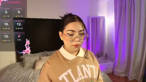    online show from 06-12-26, 12:15