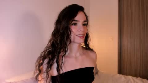   online show from 06-25-26, 12:21