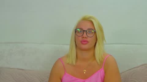 Maria online show from 05-24-26, 06:07