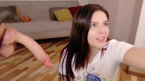 Snapshot of mariangeel_ chatting on 06-11-26, 03:15 mariangeel_ online show from 06-11-26, 03:15
