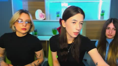 Snapshot of marianna_gray chatting on 04-09-26, 11:48 marianna gray online show from 04-09-26, 11:48