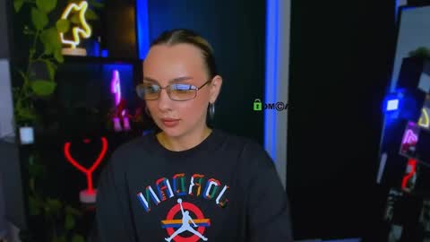 Snapshot of marianna_gray chatting on 04-10-26, 11:48 marianna gray online show from 04-10-26, 11:48