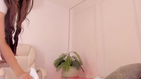 Maria Pettit online show from 03-30-26, 02:29