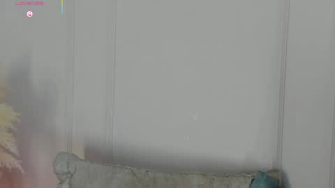 Snapshot of mariapettit chatting on 06-06-26, 03:33 Maria Pettit online show from 06-06-26, 03:33