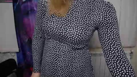 Snapshot of mariatess_ chatting on 06-27-26, 11:15 Mariia online show from 06-27-26, 11:15