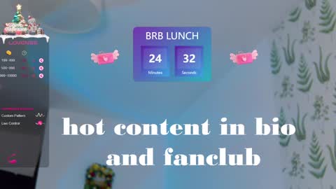 Snapshot of marie_diaze chatting on 12-26-24, 08:07 Marie LEAVE YOUR WITH ME online show from 12-26-24, 08:07