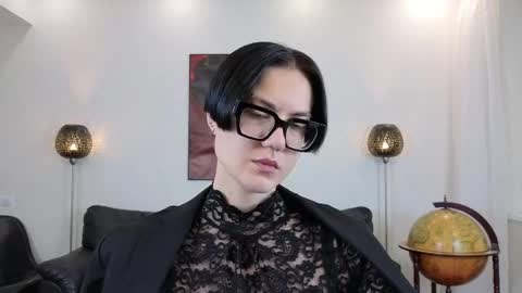 Marie Fitch online show from 05-25-26, 01:11