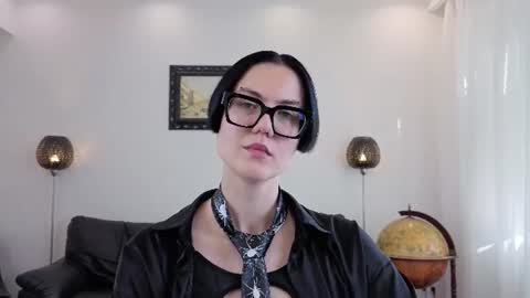Snapshot of marie_fitch chatting on 07-01-26, 04:03 Marie Fitch online show from 07-01-26, 04:03