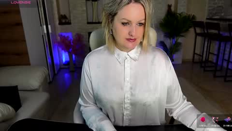 mariemlui online show from 03-16-26, 03:38