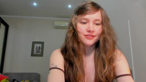 MarieBelle online show from 04-19-26, 05:01