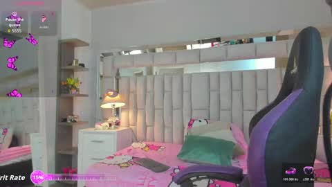 mariiahneedles online show from 04-21-26, 10:01