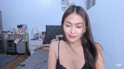 Anngilbuena online show from 03-08-26, 08:01