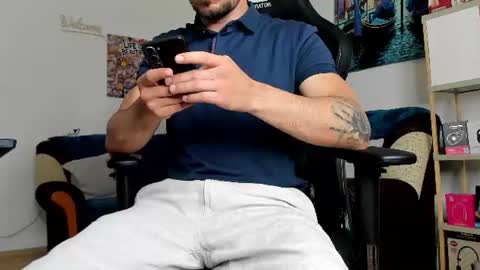 Snapshot of marioslim chatting on 07-09-26, 04:49 marioslim online show from 07-09-26, 04:49