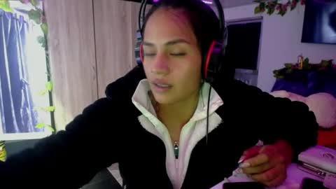 Maritza Ferrer -Samara Beltran online show from 05-14-26, 04:41