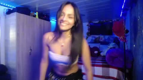Snapshot of maritza_ferrerr chatting on 06-26-26, 06:01 Maritza Ferrer -Samara Beltran online show from 06-26-26, 06:01