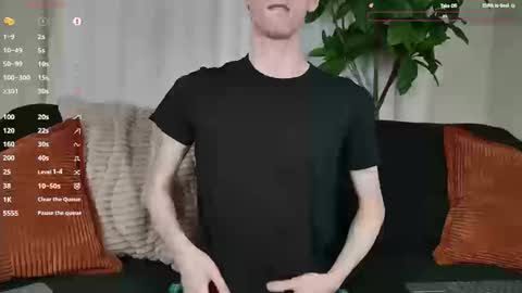 Snapshot of mark327645 chatting on 09-08-25, 05:56 Mark online show from 09-08-25, 05:56