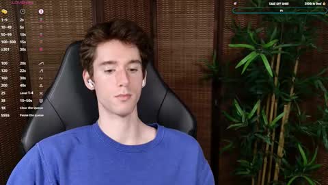 Snapshot of mark327645 chatting on 11-09-25, 10:41 Mark online show from 11-09-25, 10:41