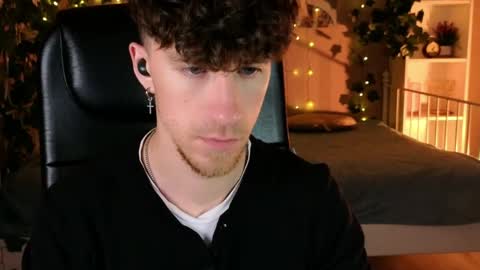 mark_caron online show from 04-06-26, 01:03