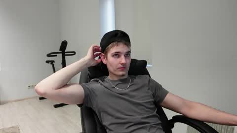 MARK KARSON online show from 04-21-26, 05:28