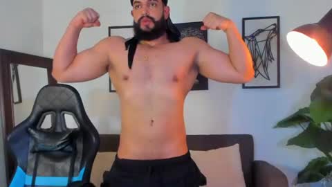 Snapshot of mark_x23 chatting on 06-30-26, 12:33 mark_x23 online show from 06-30-26, 12:33