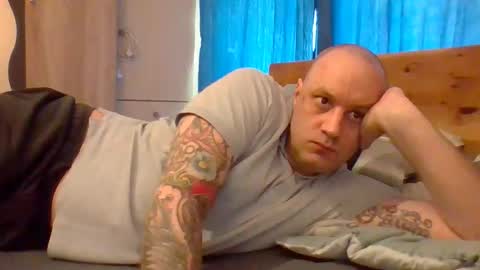 markus_7 online show from 05-17-26, 07:28