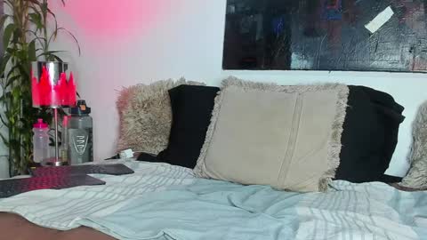 Markus latin online show from 01-15-25, 01:12