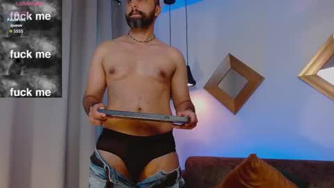 Snapshot of markusgil chatting on 03-14-26, 08:14 Markus online show from 03-14-26, 08:14