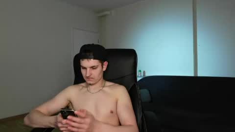 Snapshot of markymark_k chatting on 04-15-26, 07:58 Marky mark online show from 04-15-26, 07:58