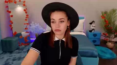 Snapshot of marladewis chatting on 11-06-25, 01:23 MarlaDewis online show from 11-06-25, 01:23