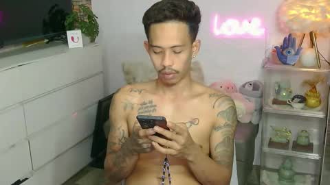 marlmoreno10 online show from 03-26-26, 07:58