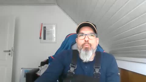 marriedcock1980 online show from 03-15-26, 12:00