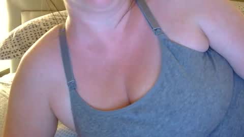 Jess and Nick online show from 06-02-26, 02:57