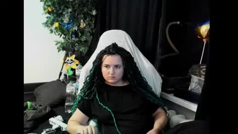 Marishka online show from 09-18-25, 01:40