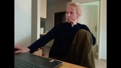 MaryGoRound online show from 07-20-26, 07:44