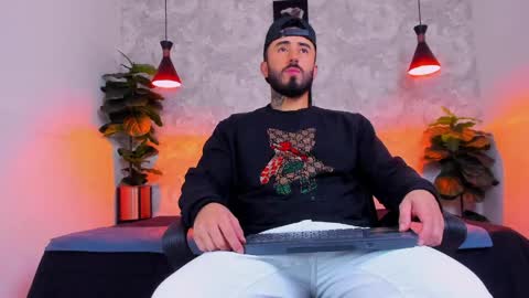 Martin Foster online show from 04-06-26, 03:59