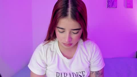 C A R O L I N A  online show from 06-06-26, 05:39