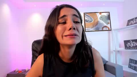 Snapshot of martina_mancinii chatting on 07-14-26, 12:22 Martina online show from 07-14-26, 12:22