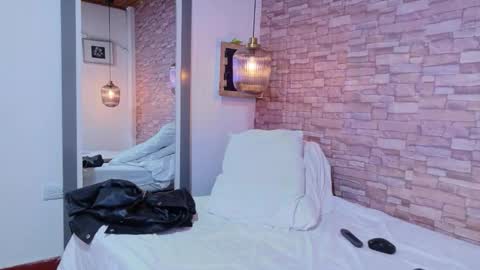 Snapshot of martina_thompson69 chatting on 01-19-26, 03:49 Martina online show from 01-19-26, 03:49