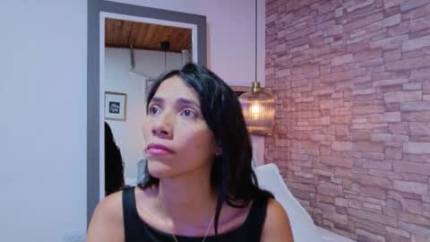 Snapshot of martina_thompson69 chatting on 03-12-26, 04:57 Martina online show from 03-12-26, 04:57