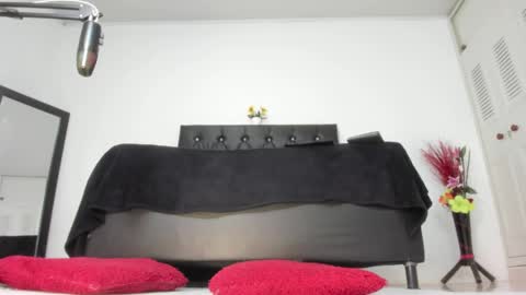 Martina online show from 05-16-26, 01:02
