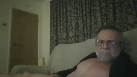 Snapshot of martinrgbxxxx chatting on 02-27-26, 09:26 martinrgbxxxx online show from 02-27-26, 09:26