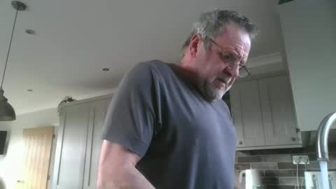 Snapshot of martinrgbxxxx chatting on 03-03-26, 09:26 martinrgbxxxx online show from 03-03-26, 09:26