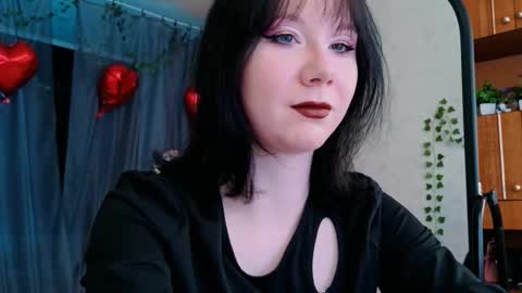 Snapshot of marty_bree chatting on 03-27-26, 12:05 Nancy online show from 03-27-26, 12:05