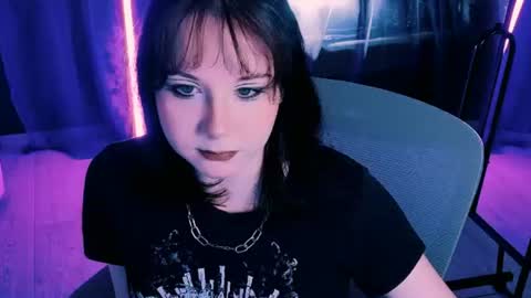 Snapshot of marty_bree chatting on 06-28-26, 04:57 Nancy online show from 06-28-26, 04:57