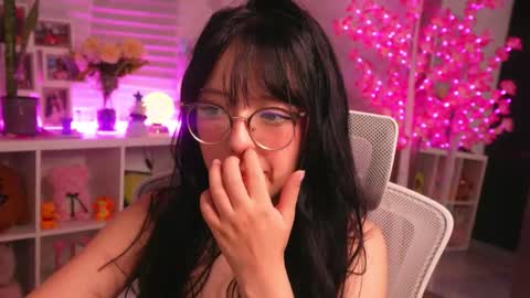 Snapshot of maru_chan_ chatting on 11-22-25, 02:10 INSTAGRAM Maruchan 02 online show from 11-22-25, 02:10