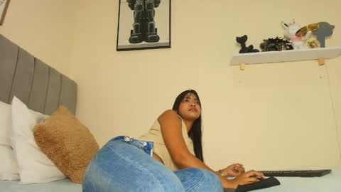 Snapshot of mary_cute9 chatting on 05-30-26, 12:02 mary_cute9 online show from 05-30-26, 12:02