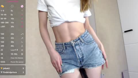 Snapshot of mary_edit chatting on 12-27-24, 11:42 MY NAME IS MILA WELCOME TO MY ROOM online show from 12-27-24, 11:42