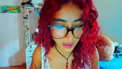 mary online show from 05-26-26, 01:51